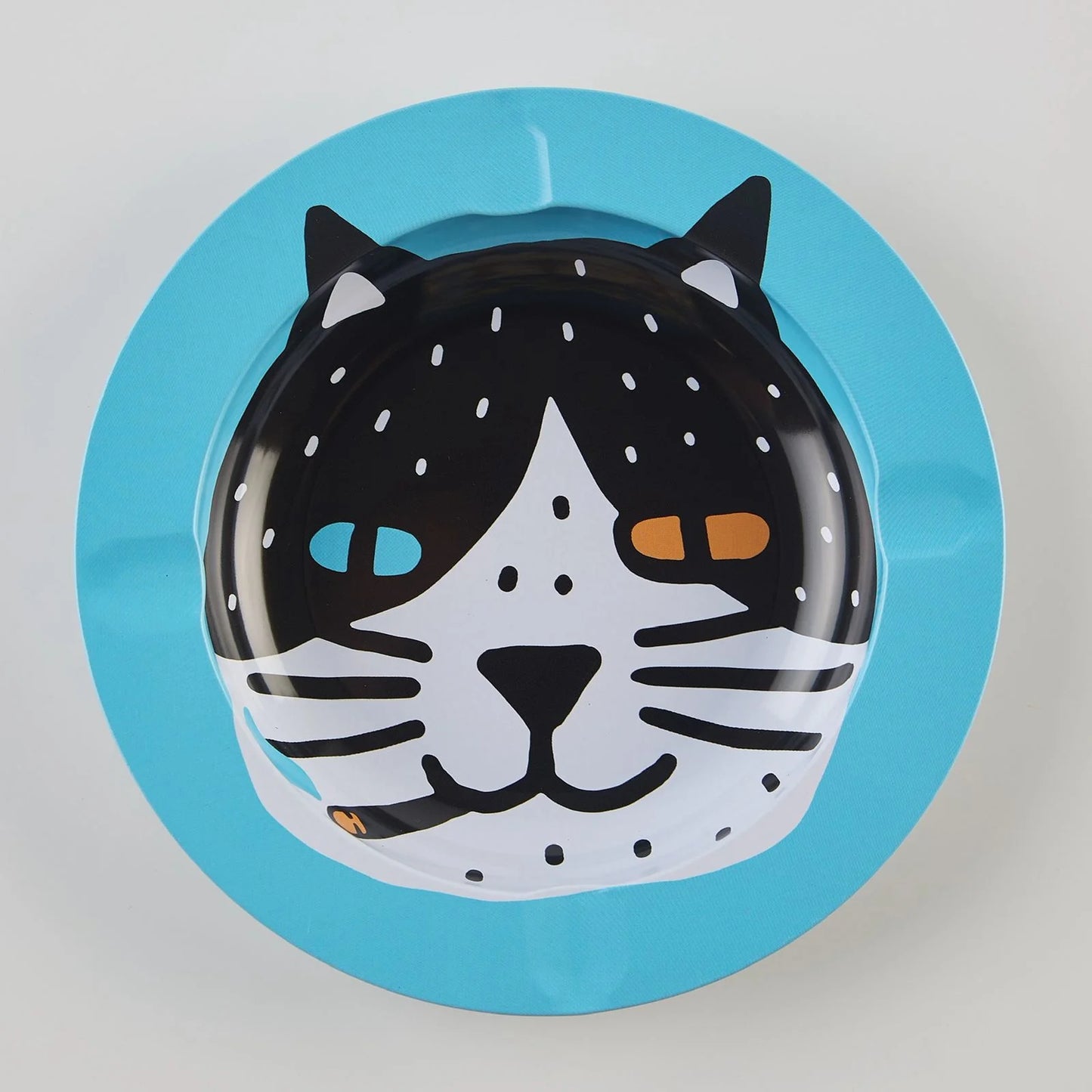Slimjim X Jacob (9 Lives) Ashtray (9 Trays/Box) (WH)