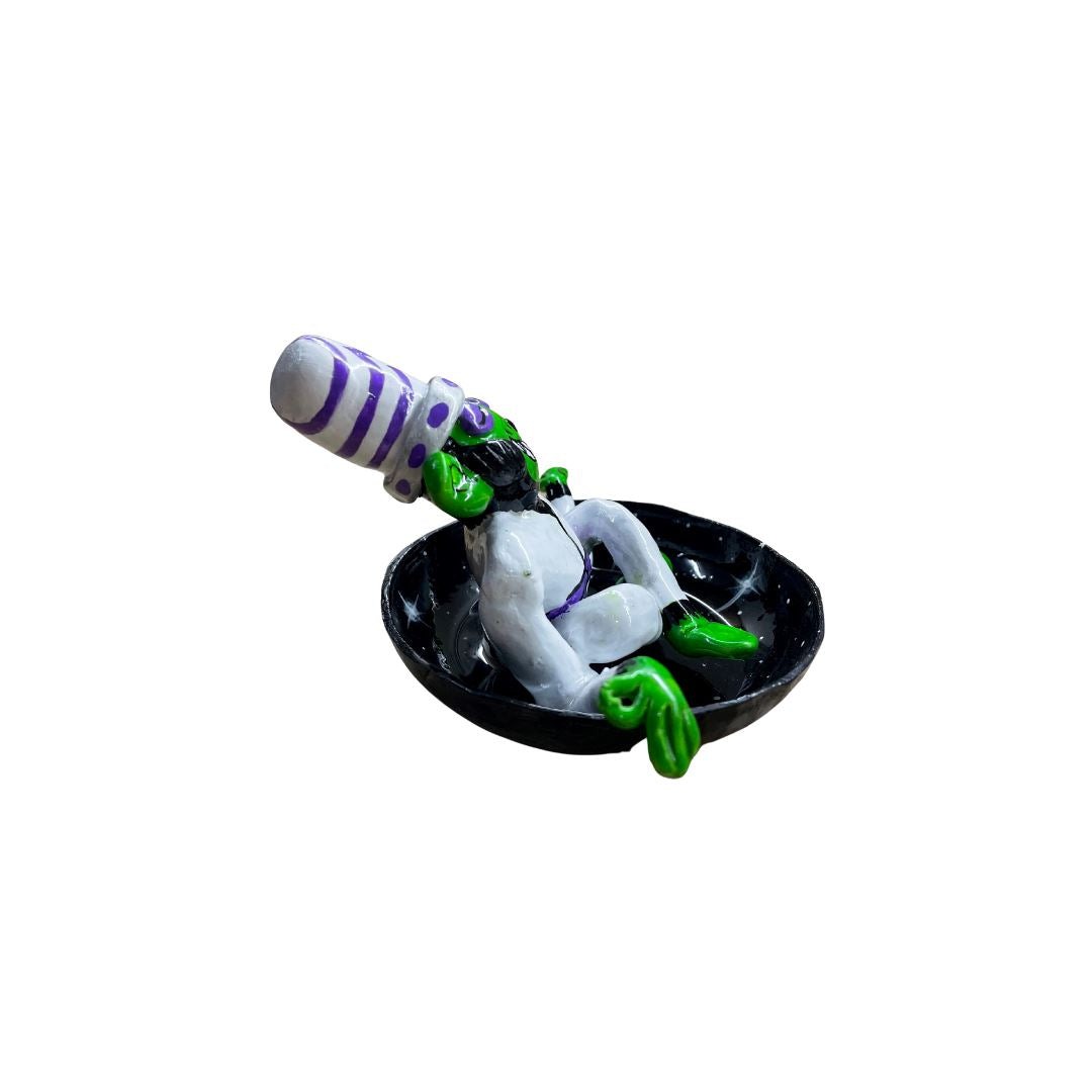 Mojo Jojo - Ashtray | Hand Crafted Clay Ashtrays online | Slimjim Skins